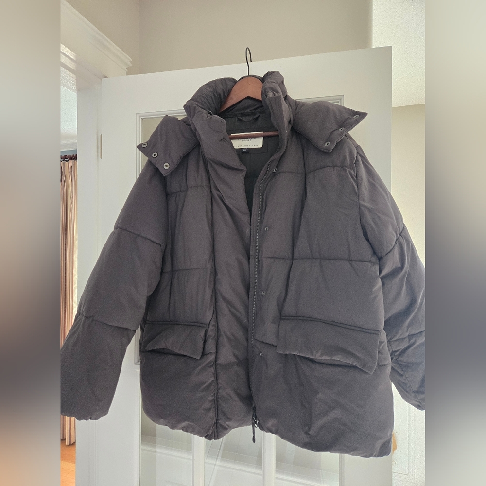 American Eagle puffer